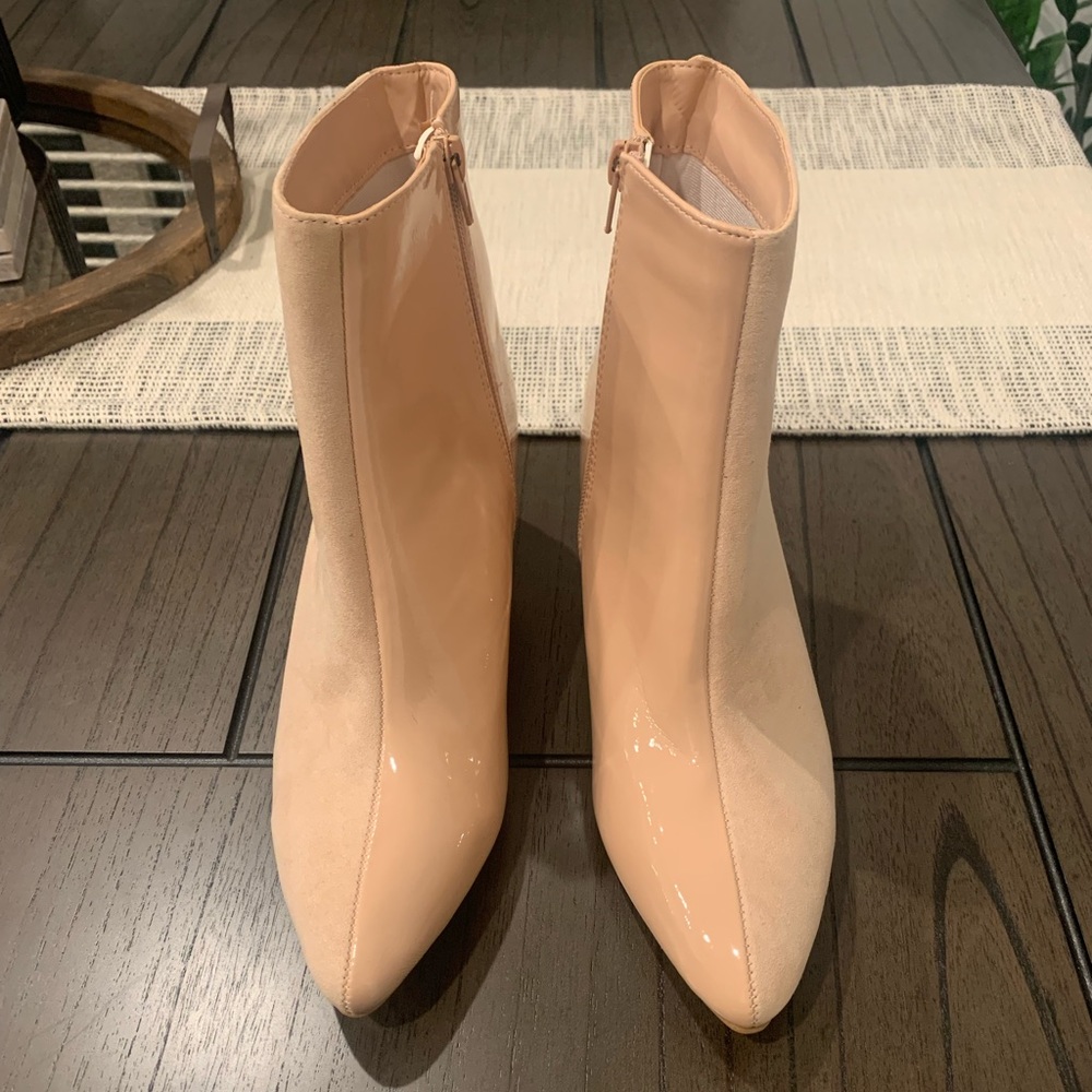 Brand New Bamboo Midcalf Boots Split Faux Patent Suede Khaki Size 9
